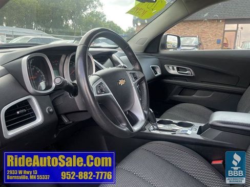 Used 2017 Chevrolet Equinox LT w/ Convenience Package AWD/4WD image 10