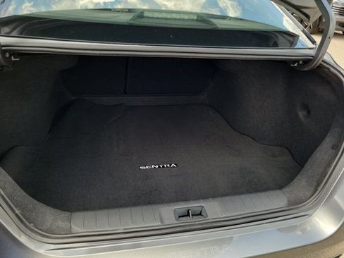 Used 2025 Nissan Sentra SV FWD image 11