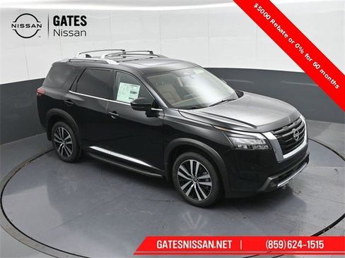 New 2025 Nissan Pathfinder Platinum image 54