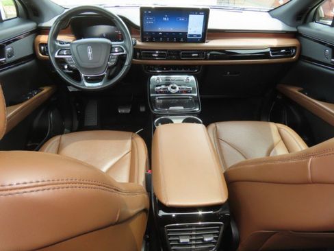 Certified 2022 Lincoln Nautilus Reserve FWD image 22