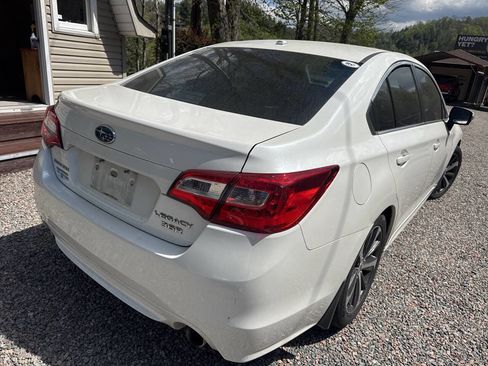 Used 2015 Subaru Legacy 3.6R Limited AWD/4WD image 5