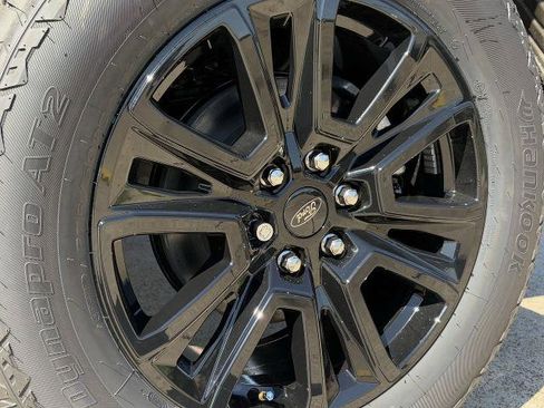 New 2025 Ford F150 Platinum w/ Equipment Group 702A High image 9