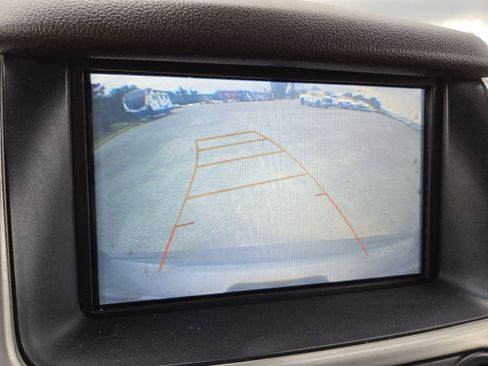 Used 2020 GMC Yukon XL SLT w/ Premium Edition RWD image 9