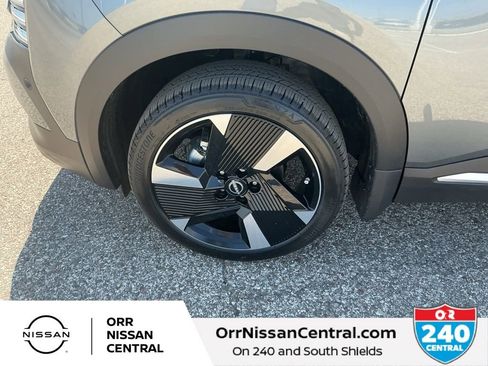 New 2026 Nissan Kicks SR FWD image 9