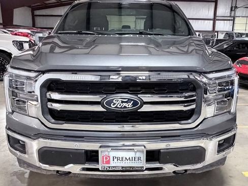 Used 2025 Ford F150 Lariat AWD/4WD image 9