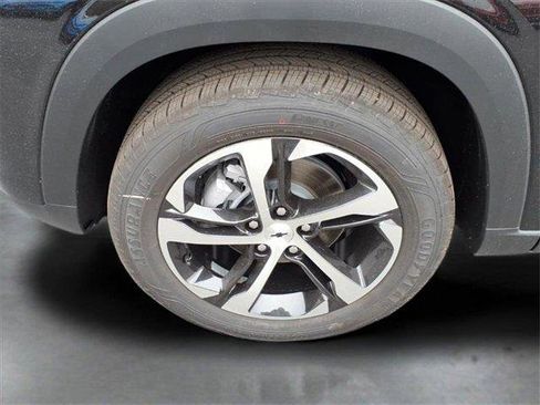 New 2026 Chevrolet Trax RS image 9