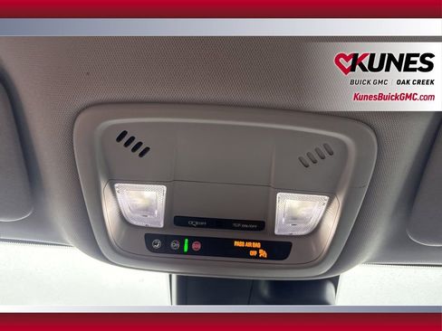 Used 2024 Chevrolet Malibu LT image 22