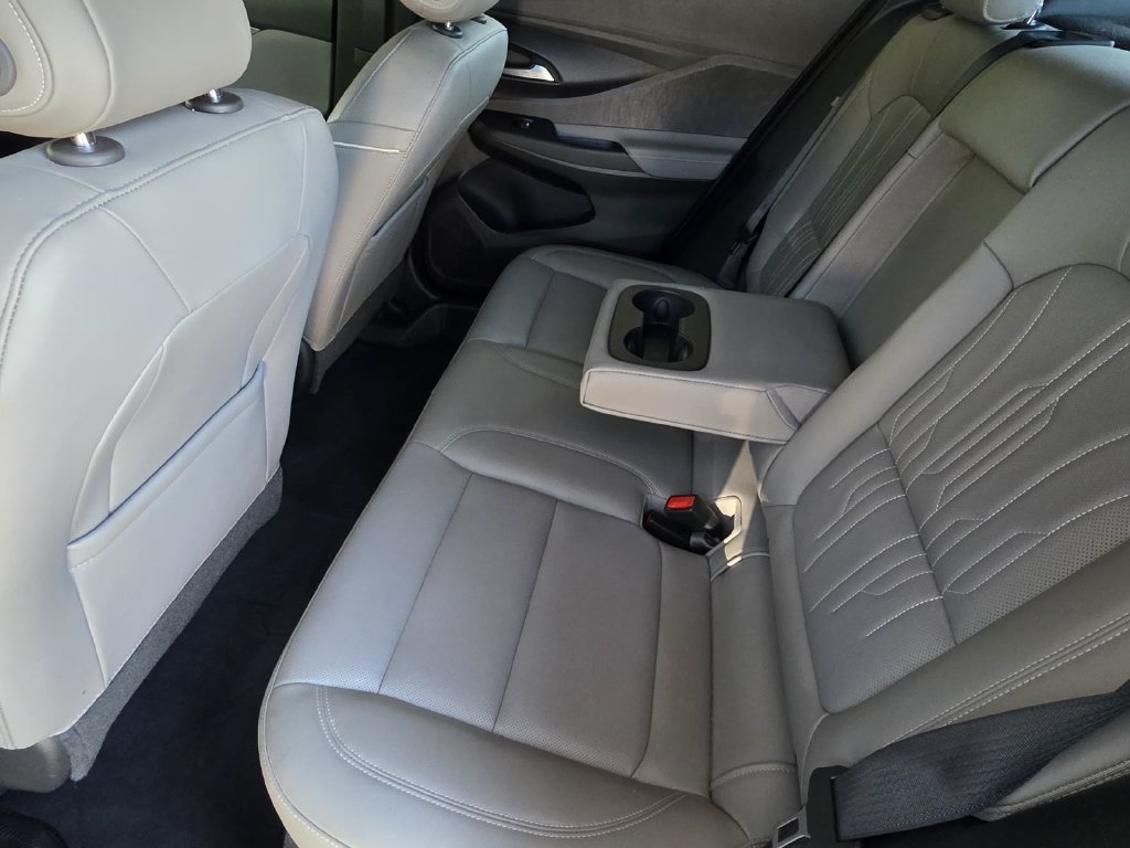 Used 2025 Buick Envista Avenir FWD image 8
