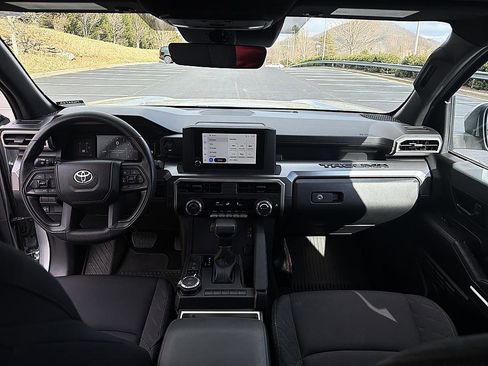 Certified 2024 Toyota Tacoma SR5 image 18