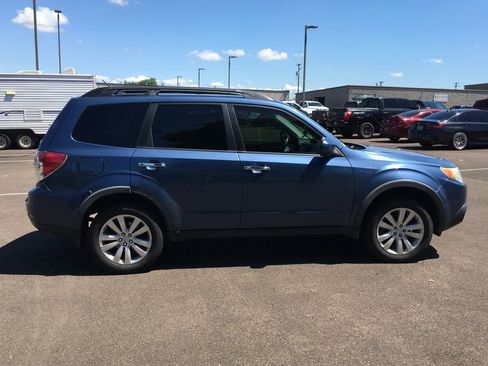 Used 2012 Subaru Forester 2.5X Premium AWD/4WD image 7