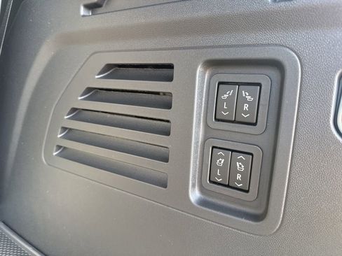 New 2026 GMC Acadia Denali Ultimate w/ LPO, Floor Liner Package AWD/4WD image 65