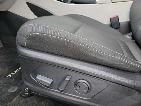 Used 2022 Hyundai Tucson SEL image 12
