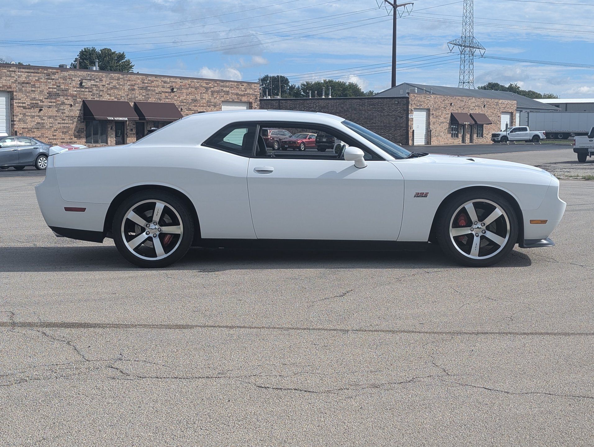 Used 2013 Dodge Challenger SRT8 RWD image 15