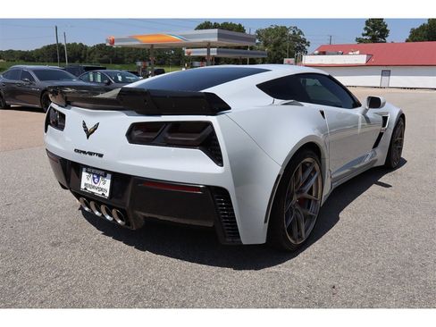 Used 2019 Chevrolet Corvette Grand Sport RWD image 8