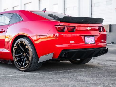 Used 2010 Chevrolet Camaro SS w/ RS Package image 48