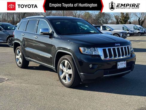 Used 2013 Jeep Grand Cherokee Limited image 1