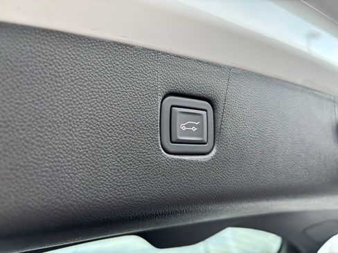 Used 2024 Chevrolet Blazer LT w/ Convenience Package image 21