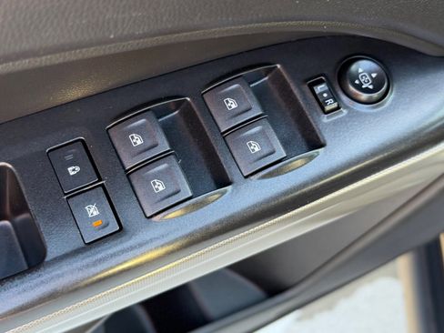 Used 2018 Chevrolet Colorado ZR2 image 22