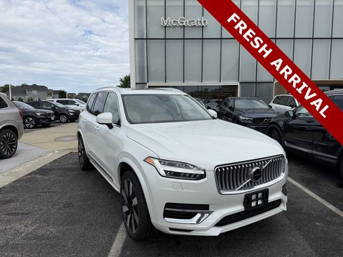 Used 2023 Volvo XC90 T8 Plus w/ Protection Package Premier AWD/4WD image 1