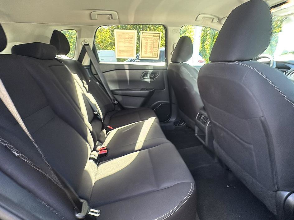 Certified 2024 Nissan Rogue S AWD/4WD image 21