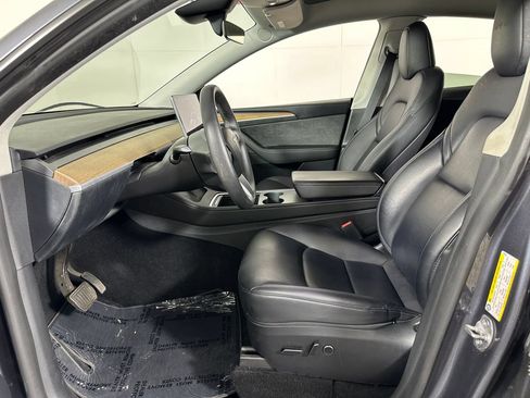 Used 2023 Tesla Model Y Long Range AWD/4WD image 16