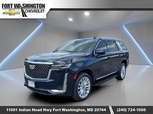 Used 2023 Cadillac Escalade Luxury AWD/4WD image 4
