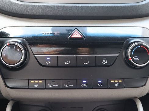 Used 2018 Hyundai Tucson SEL AWD/4WD image 18