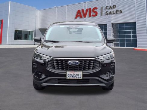 Used 2025 Ford Escape Active AWD/4WD image 2