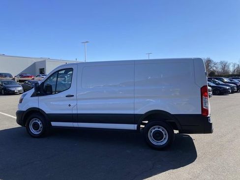 Used 2023 Ford Transit 150 Low Roof RWD image 5