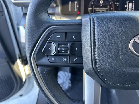 Certified 2025 Toyota 4Runner SR5 image 19