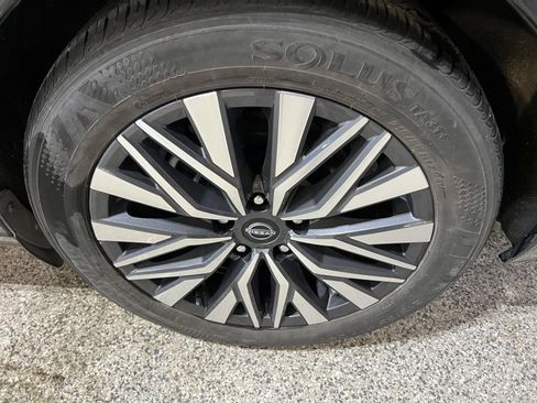 Used 2024 Nissan Altima 2.5 SV FWD image 22
