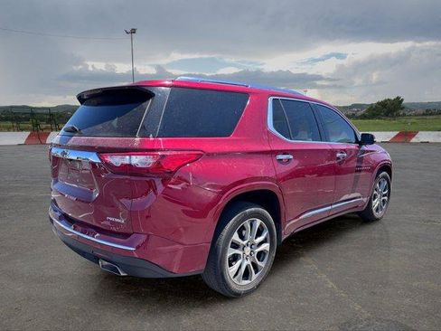 Used 2019 Chevrolet Traverse Premier w/ LPO, Floor Liner Package AWD/4WD image 3