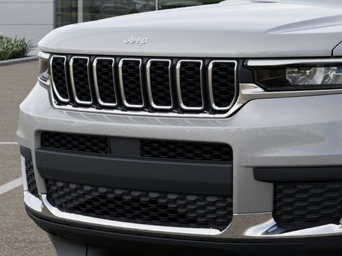 New 2026 Jeep Grand Cherokee L 4WD image 11