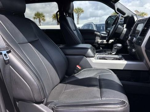 Used 2019 Ford F150 Lariat w/ Equipment Group 502A Luxury image 9