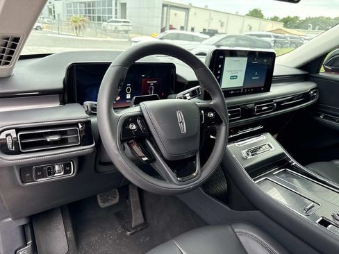 New 2026 Lincoln Aviator AWD image 34