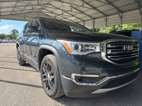 Used 2019 GMC Acadia SLT FWD image 2
