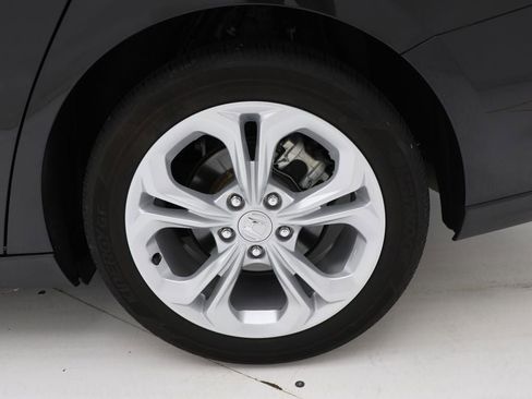 Used 2024 Honda Accord LX image 10