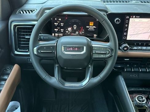 New 2026 GMC Canyon AT4 AWD/4WD image 16