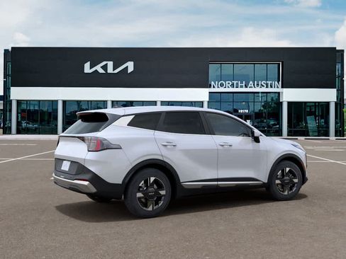New 2026 Kia Sportage LX FWD image 6
