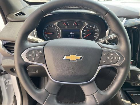 Used 2023 Chevrolet Traverse LT FWD image 20