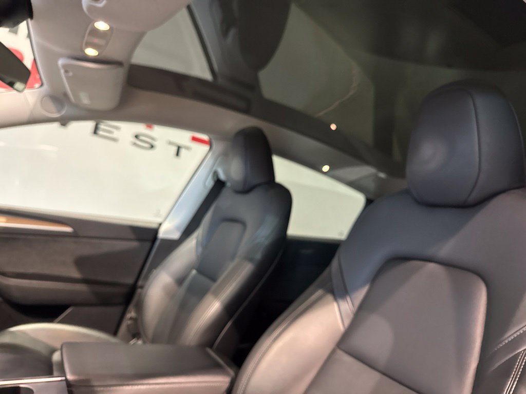Used 2023 Tesla Model Y Long Range AWD/4WD image 15