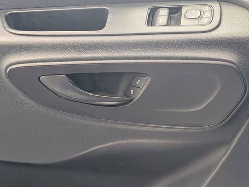 Used 2019 Mercedes-Benz Sprinter 144 image 18