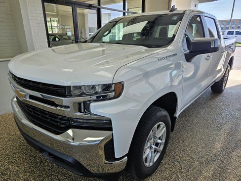 Used 2021 Chevrolet Silverado 1500 LT AWD/4WD image 5