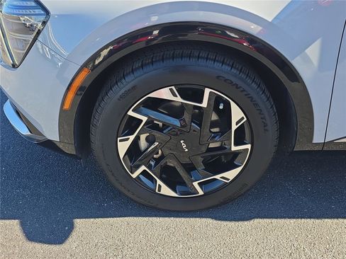 Used 2023 Kia Sportage SX image 7