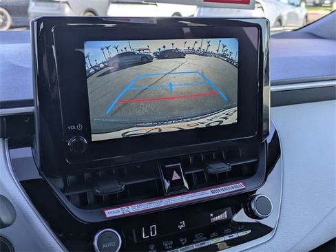 Used 2026 Toyota Corolla SE image 13