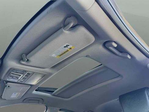 Used 2020 Honda Accord Touring image 18