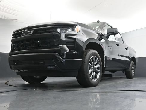 Used 2023 Chevrolet Silverado 1500 RST w/ Protection Package AWD/4WD image 34