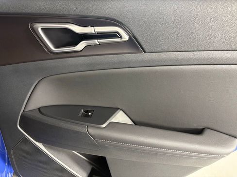 New 2026 Kia Sportage EX FWD image 15