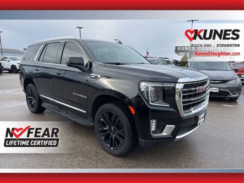 Used 2021 GMC Yukon SLT w/ SLT Premium Package image 4