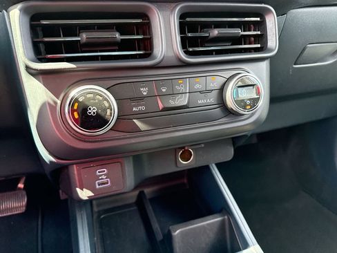 Used 2022 Ford Maverick XL FWD image 18